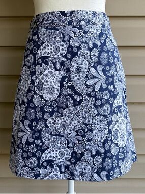 •Brooks Brothers• Red Fleece Navy/White Paisley A-Line Skirt - Size 8